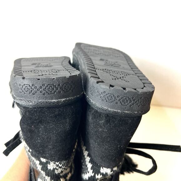 Mukluks Cable Knit Weave Black Fabric Boot Womens 9 Mid Calf Pull On Flat Bootie - Picture 7 of 11